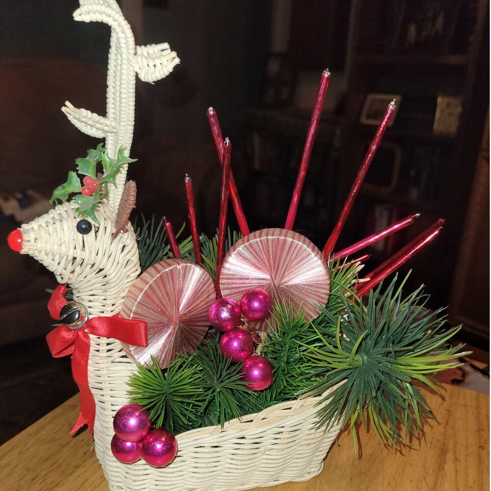 7" Vintage 60's Decoration w/Hot Pink Mercury Tubes~ Reindeer Wicker Sleigh